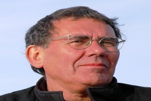 Portrait of author Steve Hencher